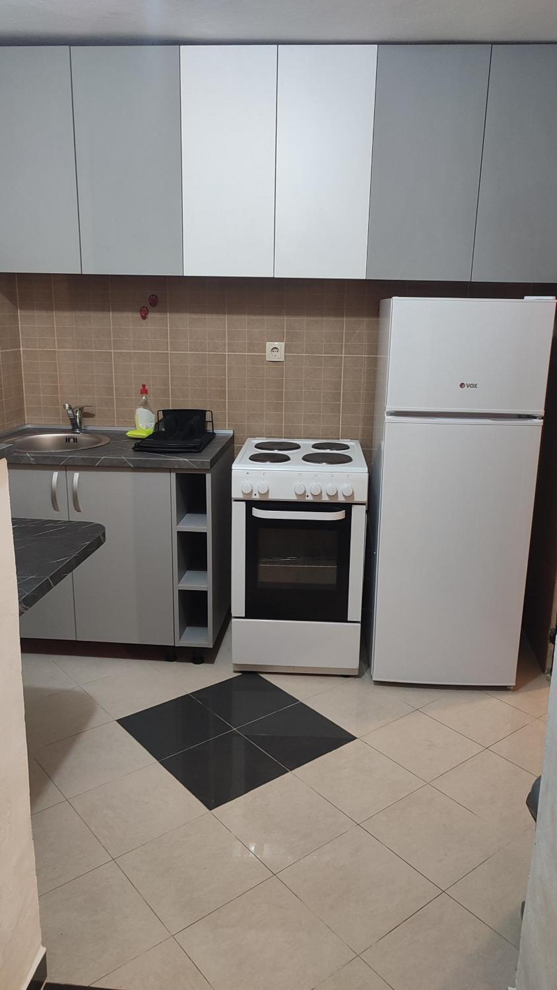 V&J Apartments بودغوريتْسا المظهر الخارجي الصورة